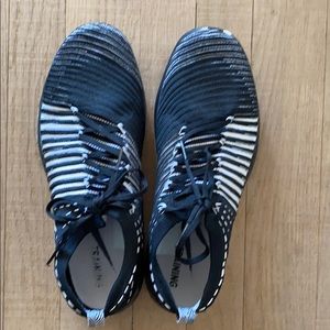 Nike training shoes womens size 10